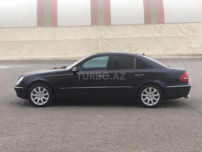 Mercedes E 320 2003, 272,300 km - 3.2 l - Bakı