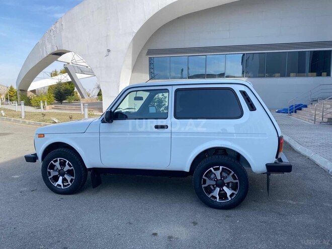 LADA (VAZ) Niva 2021, 22,000 km - 1.7 l - Gəncə