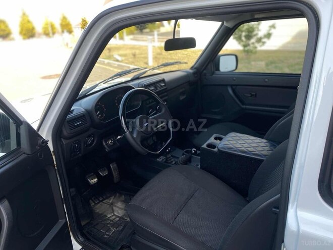 LADA (VAZ) Niva 2021, 22,000 km - 1.7 l - Gəncə