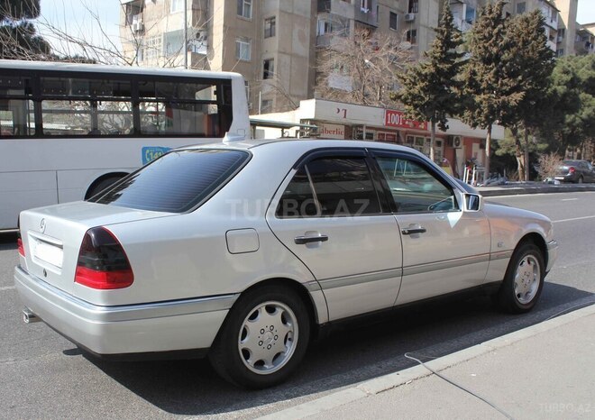 Mercedes C 200 1994, 260,000 km - 2.0 l - Bakı