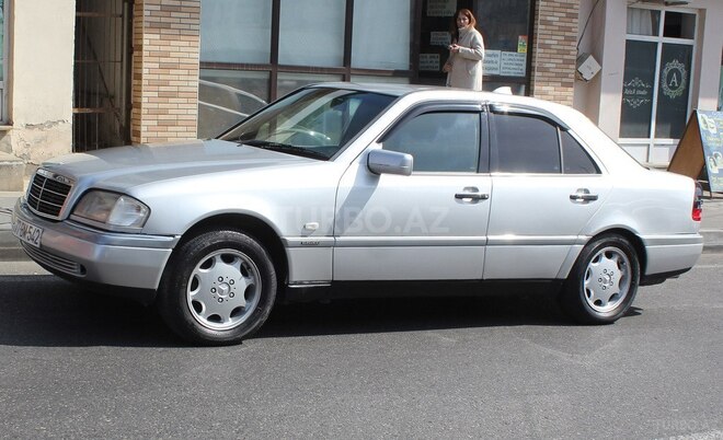 Mercedes C 200 1994, 260,000 km - 2.0 l - Bakı