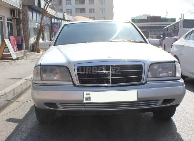 Mercedes C 200 1994, 260,000 km - 2.0 l - Bakı