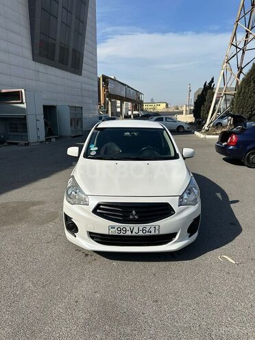 Mitsubishi Attrage 2014, 353,000 km - 1.2 l - Bakı