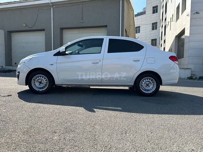 Mitsubishi Attrage 2014, 353,000 km - 1.2 l - Bakı