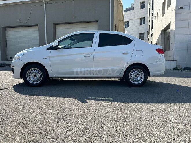 Mitsubishi Attrage 2014, 353,000 km - 1.2 l - Bakı
