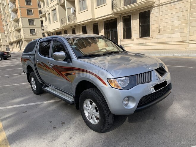 Mitsubishi L200 2008, 248,500 km - 2.5 l - Bakı