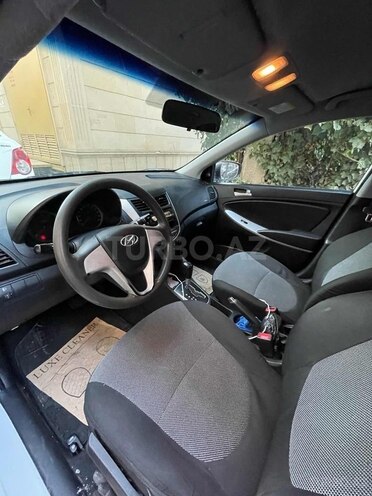 Hyundai Accent 2013, 244,000 km - 1.6 l - Bakı