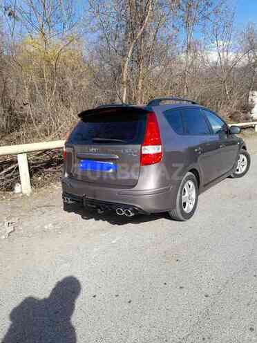 Hyundai i30 2011, 235,300 km - 1.6 l - Şəki