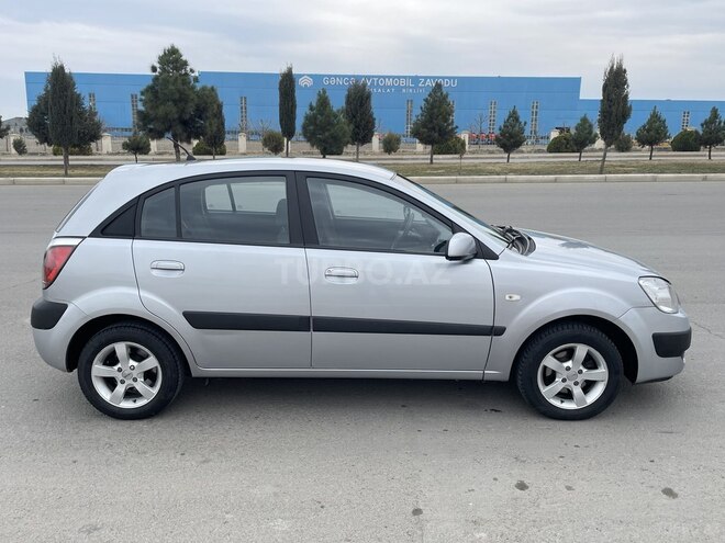 Kia Rio 2005, 136,800 km - 1.4 l - Gəncə