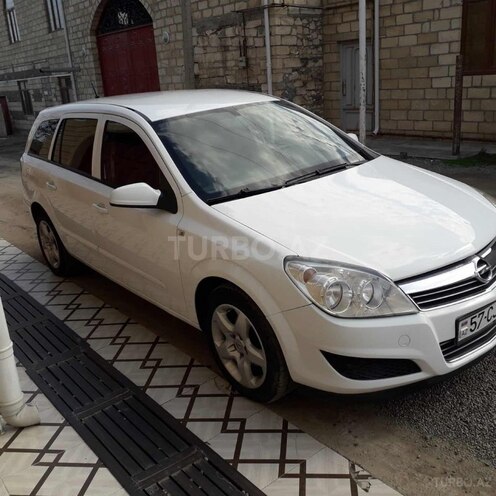 Opel Astra 2007, 250,000 km - 1.8 l - Şəmkir