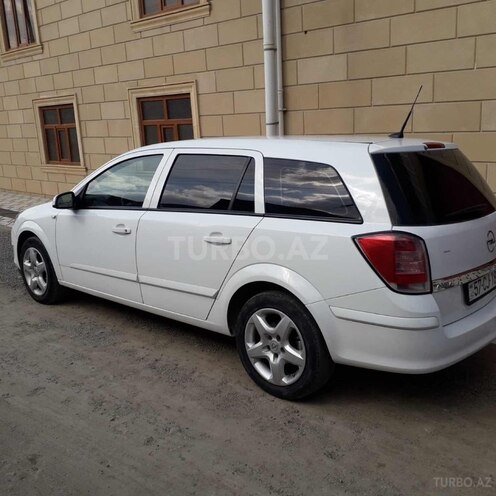 Opel Astra 2007, 250,000 km - 1.8 l - Şəmkir