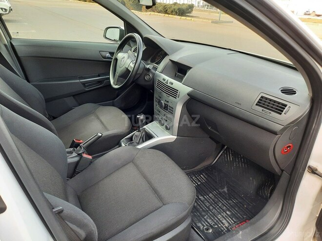 Opel Astra 2009, 245,000 km - 1.4 l - Şəmkir