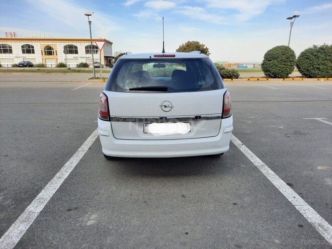 Opel Astra 2009, 245,000 km - 1.4 l - Şəmkir