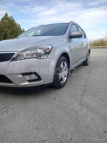 Kia Ceed 2010, 150,350 km - 1.4 л - Ucar