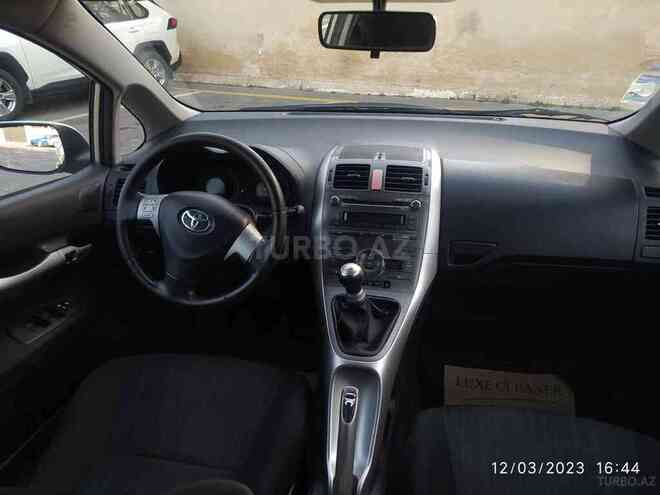 Toyota Auris 2007, 186,000 km - 1.4 л - Bakı