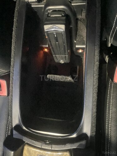 Mercedes E 220 2007, 196,500 km - 2.2 l - Bakı