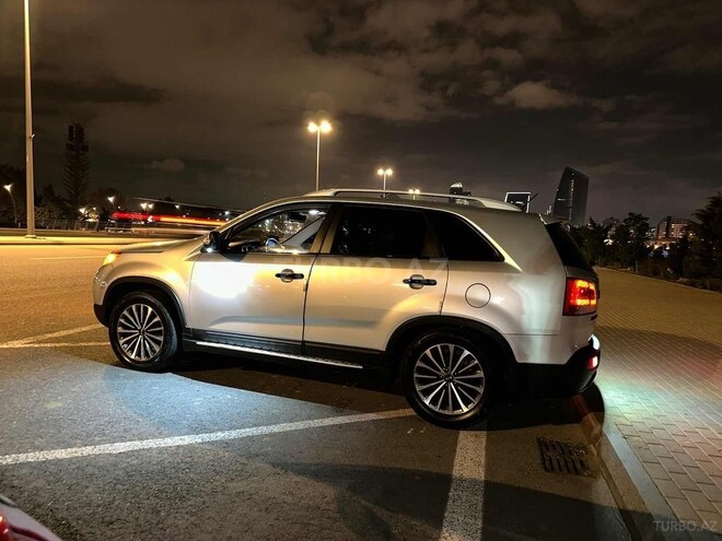 Kia Sorento 2010, 273,000 km - 2.0 l - Bakı