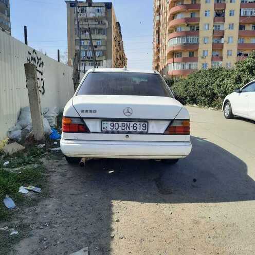 Mercedes E 230 1991, 432,000 km - 2.3 l - Bakı