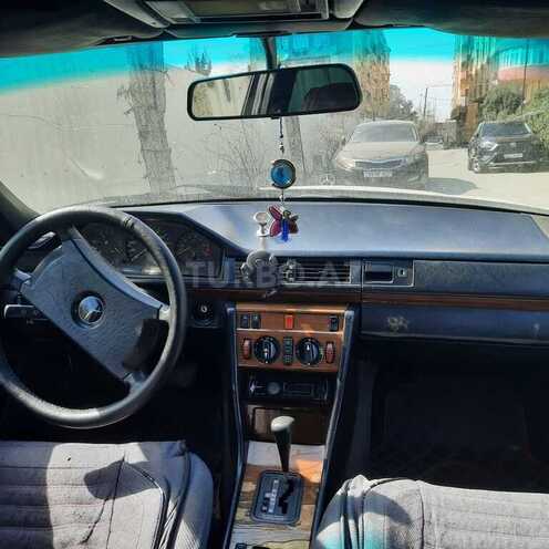 Mercedes E 230 1991, 432,000 km - 2.3 l - Bakı