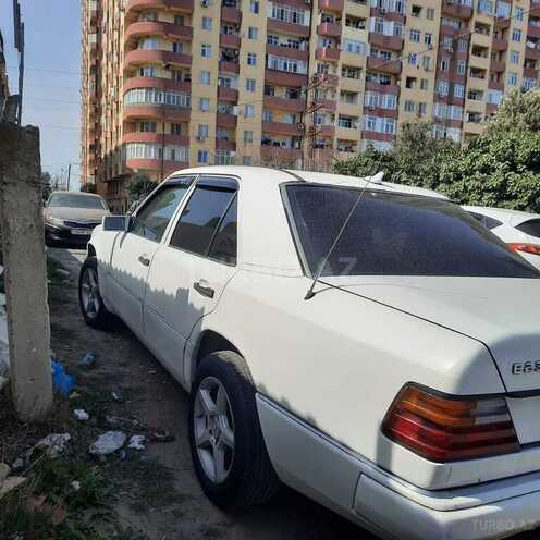 Mercedes E 230 1991, 432,000 km - 2.3 l - Bakı