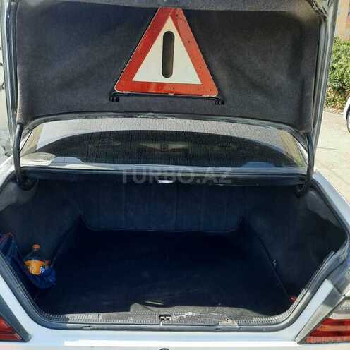 Mercedes E 230 1991, 432,000 km - 2.3 l - Bakı