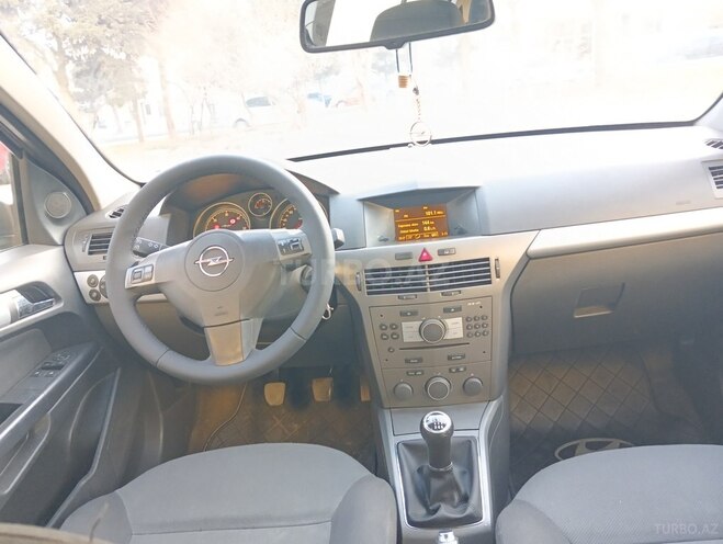 Opel Astra 2006, 216,357 km - 1.3 l - Bakı