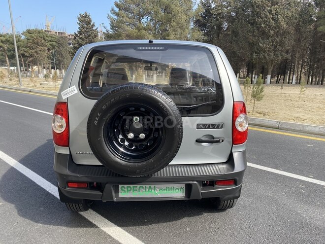 Chevrolet Niva 2015, 18,000 km - 1.7 l - Bakı