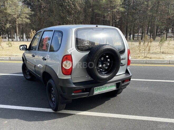 Chevrolet Niva 2015, 18,000 km - 1.7 l - Bakı