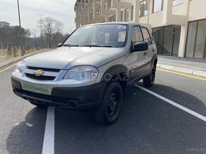 Chevrolet Niva 2015, 18,000 km - 1.7 l - Bakı
