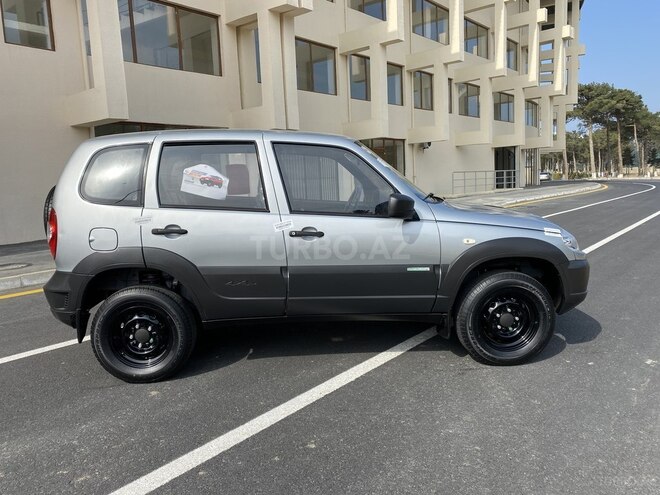 Chevrolet Niva 2015, 18,000 km - 1.7 l - Bakı