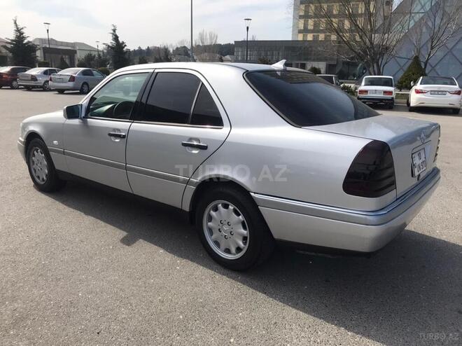 Mercedes C 220 1994, 260,000 km - 2.2 л - Bakı