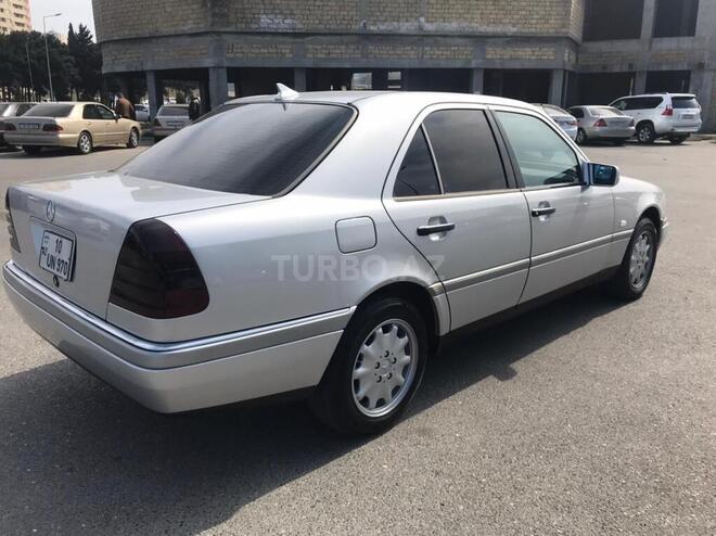 Mercedes C 220 1994, 260,000 km - 2.2 л - Bakı