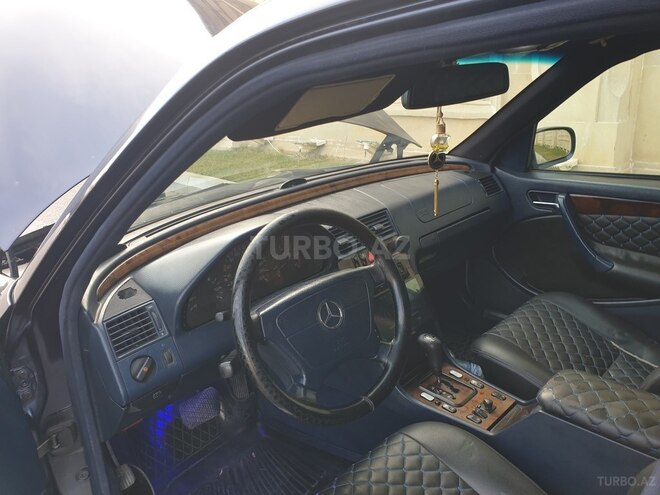 Mercedes C 220 1999, 350,000 km - 2.2 l - Bakı
