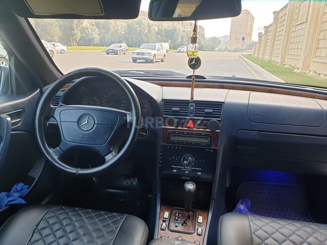 Mercedes C 220 1999, 350,000 km - 2.2 l - Bakı