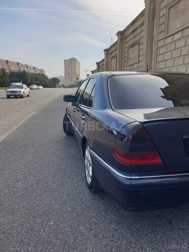 Mercedes C 220 1999, 350,000 km - 2.2 l - Bakı