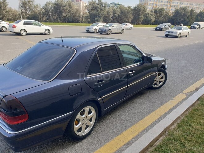 Mercedes C 220 1999, 350,000 km - 2.2 l - Bakı
