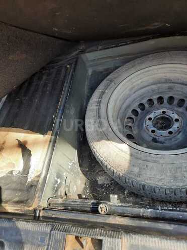 Mercedes E 230 1996, 507,890 km - 2.3 l - Salyan