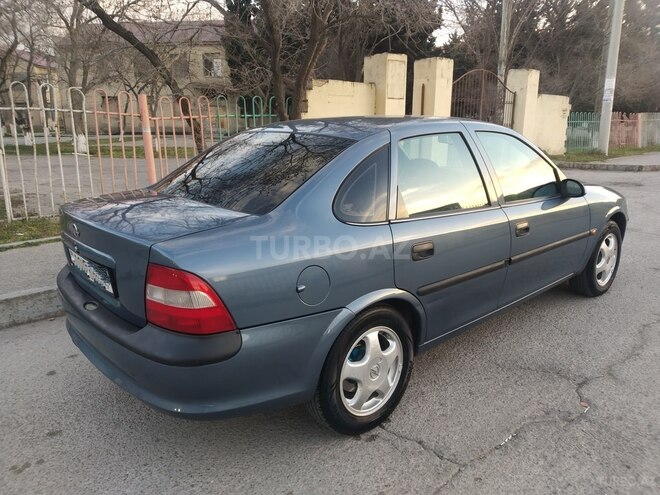 Opel Vectra 1997, 254,555 km - 1.6 l - Sumqayıt