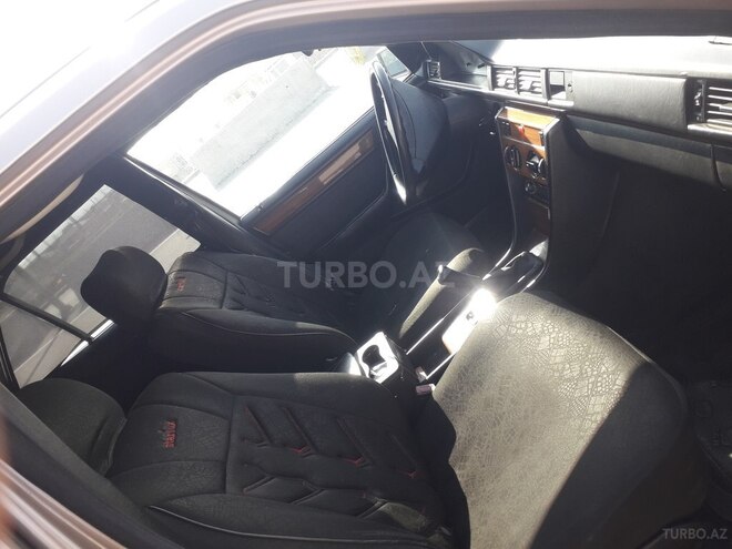 Mercedes E 220 1994, 342,303 km - 2.2 l - Bakı