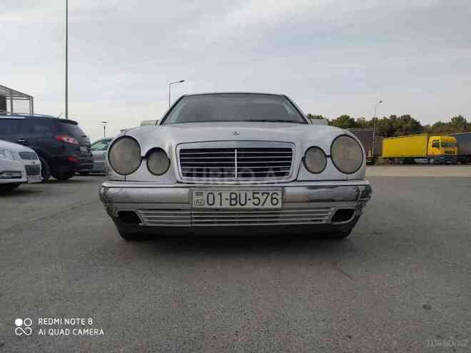 Mercedes E 200 1998, 380,000 km - 2.0 л - Bakı
