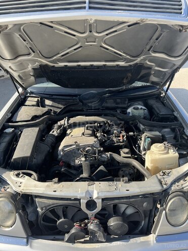 Mercedes E 230 1995, 412,286 km - 2.3 l - Bakı