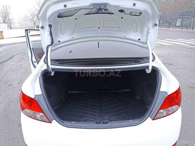 Hyundai Accent 2014, 120,000 km - 1.6 l - Bakı