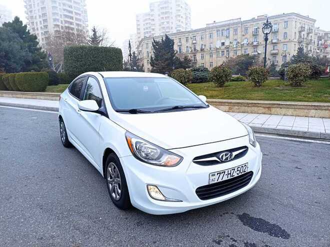 Hyundai Accent 2014, 120,000 km - 1.6 l - Bakı