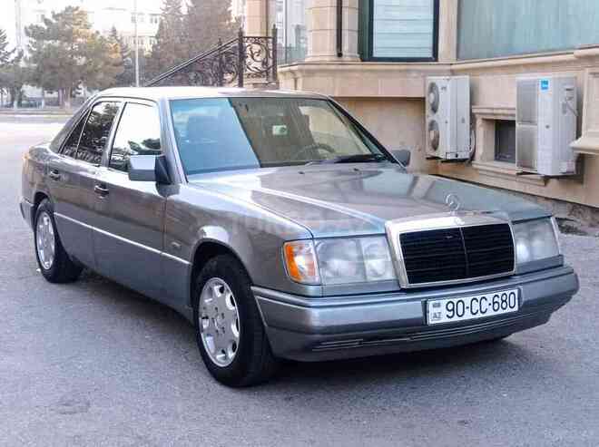 Mercedes E 200 1992, 328,000 km - 2.0 l - Bakı