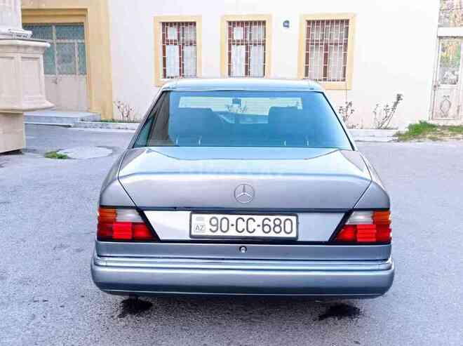 Mercedes E 200 1992, 328,000 km - 2.0 l - Bakı