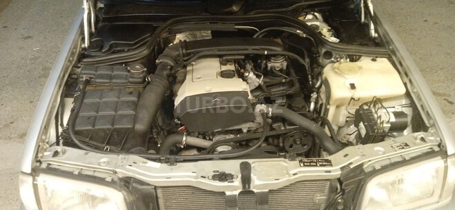 Mercedes C 180 1998, 458,000 km - 1.8 l - Ucar
