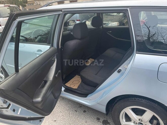 Toyota Corolla 2005, 188,000 km - 1.4 l - Bakı