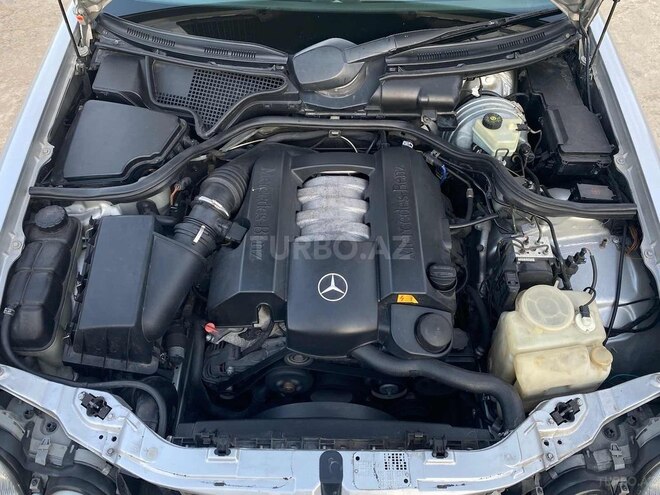 Mercedes E 240 2000, 289,300 km - 2.4 l - Saatlı