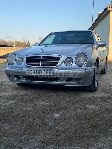Mercedes E 240 2000, 289,300 km - 2.4 l - Saatlı