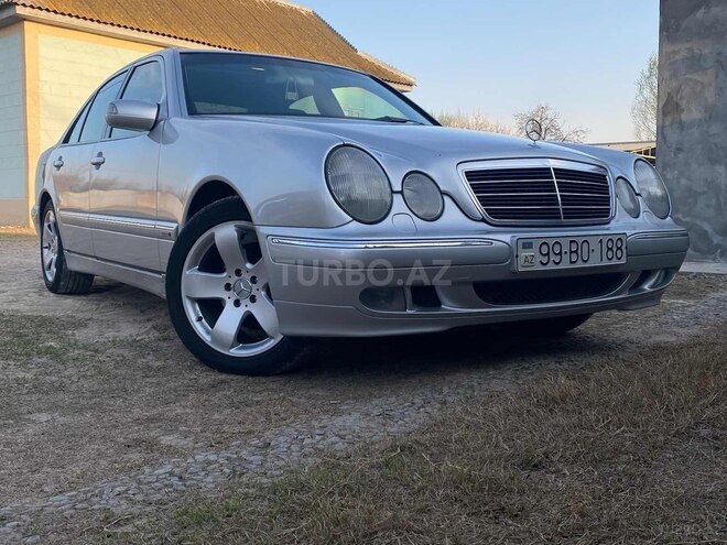 Mercedes E 240 2000, 289,300 km - 2.4 l - Saatlı